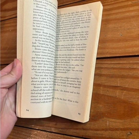 (48) THE GIRL AT THE LION D’OR BOOK - Picture 8 of 14